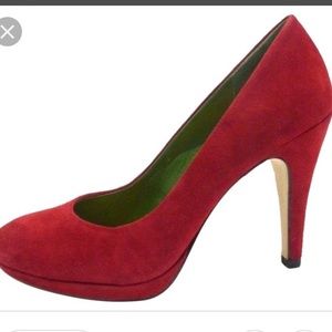 Franco Sarto suede pumps